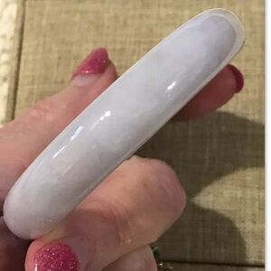 160995 57mm Certified Grade "A" Natural Lavender Jadeite Jade Bangle